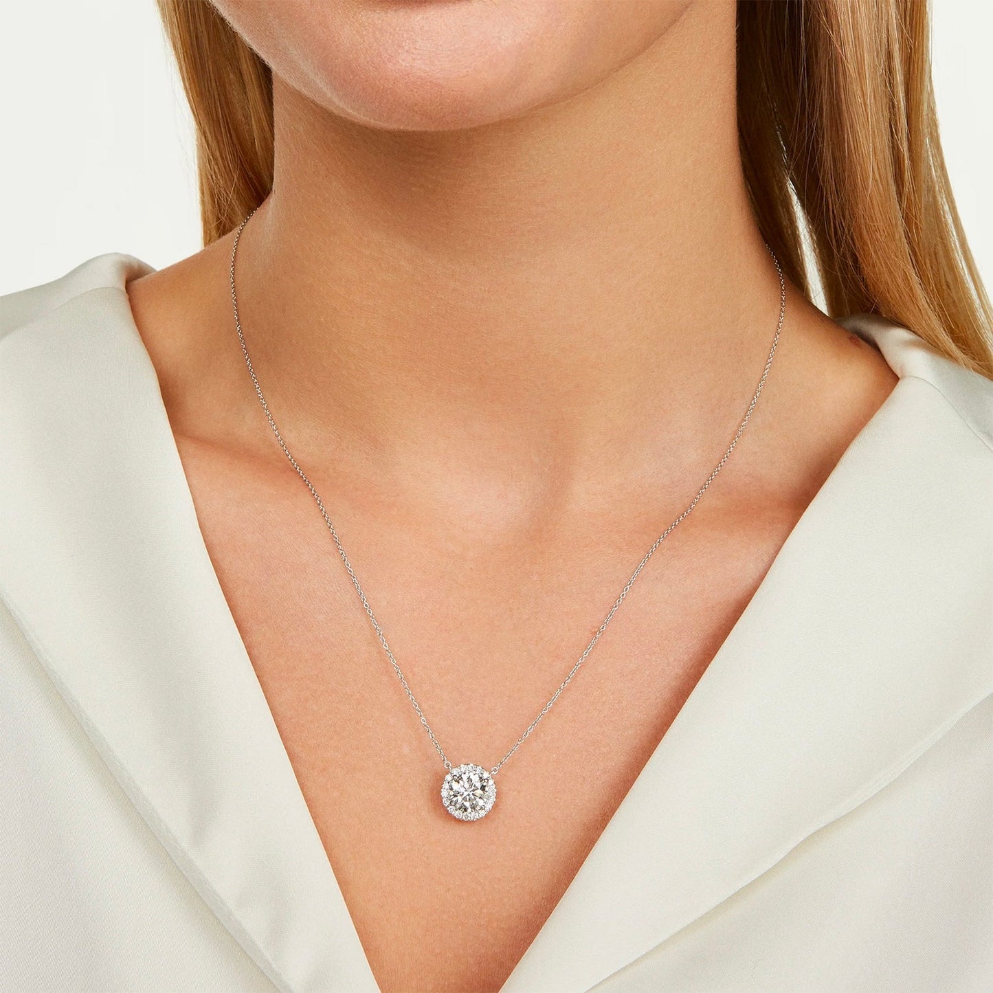 2 Carat Diamond Halo Pendant Necklace in 14kt White Gold